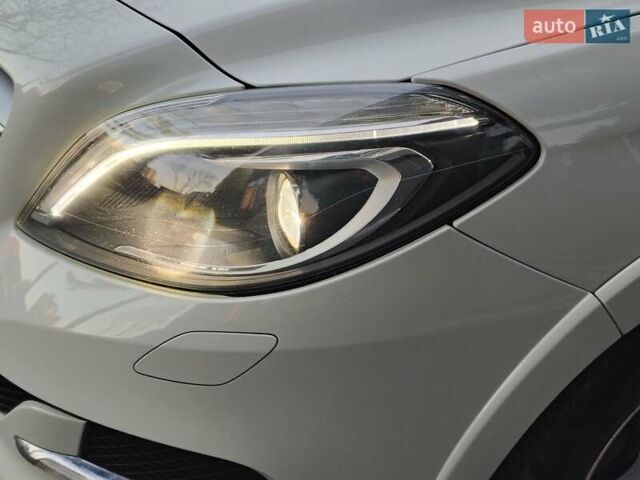 Белый Мерседес Б-класс, объемом двигателя 0 л и пробегом 85 тыс. км за 10500 $, фото 29 на Automoto.ua