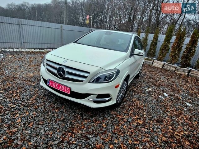 Білий Мерседес Б-клас, об'ємом двигуна 0 л та пробігом 179 тис. км за 9000 $, фото 17 на Automoto.ua