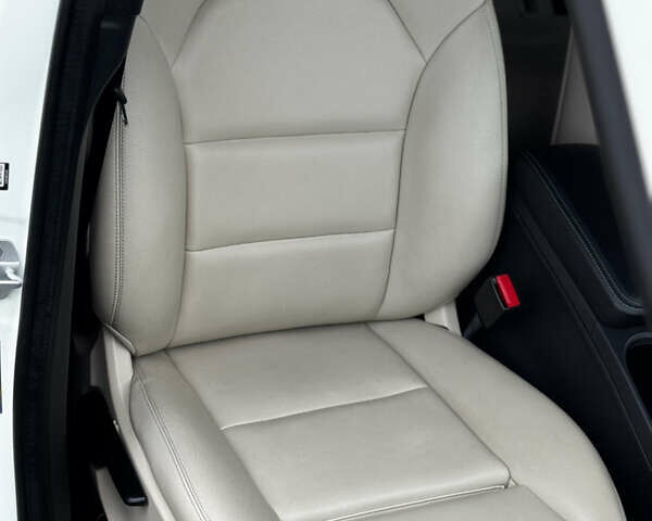 Белый Мерседес Б-класс, объемом двигателя 0 л и пробегом 117 тыс. км за 10550 $, фото 41 на Automoto.ua