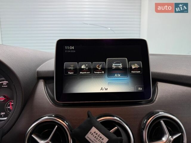 Белый Мерседес Б-класс, объемом двигателя 0 л и пробегом 110 тыс. км за 10500 $, фото 16 на Automoto.ua