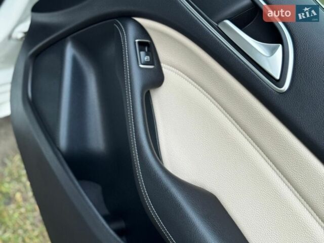 Білий Мерседес Б-клас, об'ємом двигуна 0 л та пробігом 118 тис. км за 9950 $, фото 44 на Automoto.ua