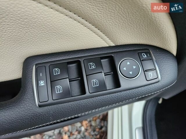 Білий Мерседес Б-клас, об'ємом двигуна 0 л та пробігом 179 тис. км за 9000 $, фото 83 на Automoto.ua