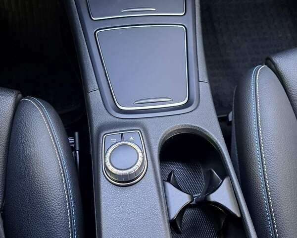 Білий Мерседес Б-клас, об'ємом двигуна 0 л та пробігом 99 тис. км за 10600 $, фото 21 на Automoto.ua