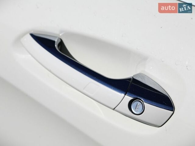 Білий Мерседес Б-клас, об'ємом двигуна 0 л та пробігом 137 тис. км за 14500 $, фото 9 на Automoto.ua