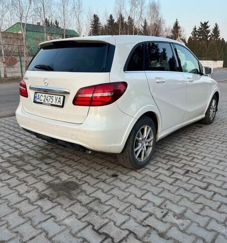 Білий Мерседес Б-клас, об'ємом двигуна 0 л та пробігом 94 тис. км за 10250 $, фото 4 на Automoto.ua