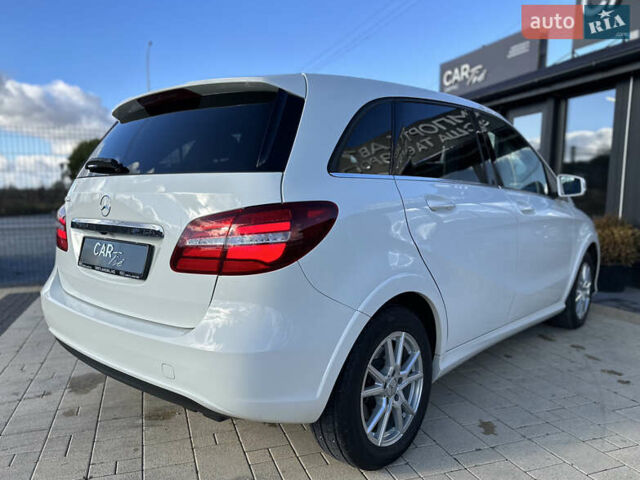 Білий Мерседес Б-клас, об'ємом двигуна 0 л та пробігом 63 тис. км за 11900 $, фото 7 на Automoto.ua