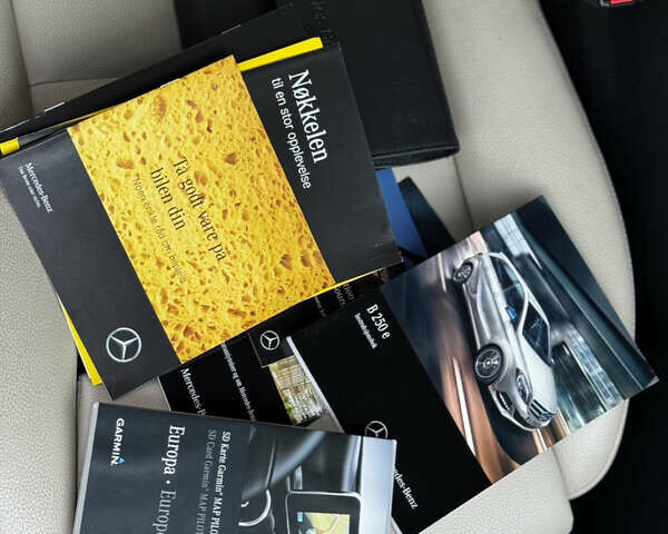 Белый Мерседес Б-класс, объемом двигателя 0 л и пробегом 117 тыс. км за 10550 $, фото 49 на Automoto.ua