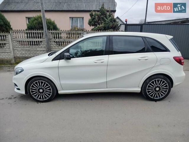 Білий Мерседес Б-клас, об'ємом двигуна 0 л та пробігом 112 тис. км за 9900 $, фото 9 на Automoto.ua
