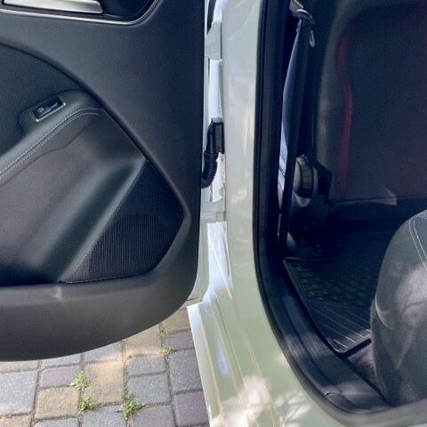 Белый Мерседес Б-класс, объемом двигателя 0 л и пробегом 57 тыс. км за 13900 $, фото 11 на Automoto.ua