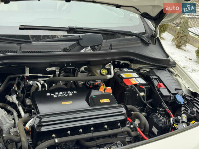 Білий Мерседес Б-клас, об'ємом двигуна 0 л та пробігом 118 тис. км за 9950 $, фото 49 на Automoto.ua