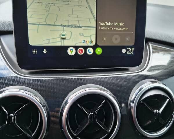 Белый Мерседес Б-класс, объемом двигателя 0 л и пробегом 120 тыс. км за 12500 $, фото 14 на Automoto.ua