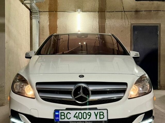 Білий Мерседес Б-клас, об'ємом двигуна 0 л та пробігом 87 тис. км за 11300 $, фото 10 на Automoto.ua
