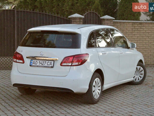 Белый Мерседес Б-класс, объемом двигателя 1.5 л и пробегом 178 тыс. км за 14500 $, фото 9 на Automoto.ua