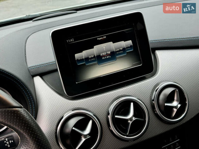 Білий Мерседес Б-клас, об'ємом двигуна 0 л та пробігом 80 тис. км за 11900 $, фото 34 на Automoto.ua