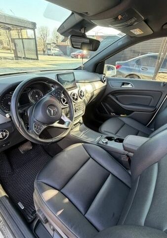 Білий Мерседес Б-клас, об'ємом двигуна 0 л та пробігом 94 тис. км за 12500 $, фото 19 на Automoto.ua