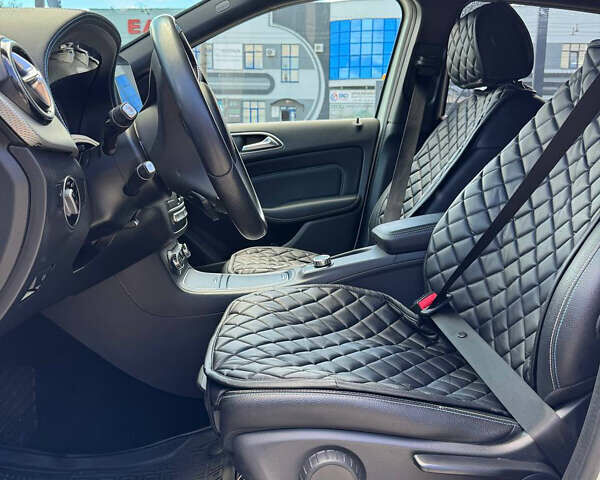 Белый Мерседес Б-класс, объемом двигателя 0 л и пробегом 67 тыс. км за 10750 $, фото 3 на Automoto.ua