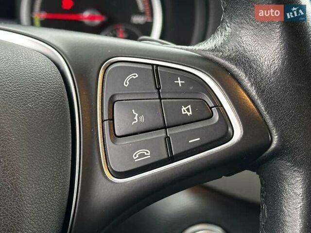 Белый Мерседес Б-класс, объемом двигателя 0 л и пробегом 47 тыс. км за 10699 $, фото 30 на Automoto.ua