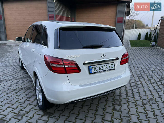 Белый Мерседес Б-класс, объемом двигателя 0 л и пробегом 65 тыс. км за 13900 $, фото 8 на Automoto.ua