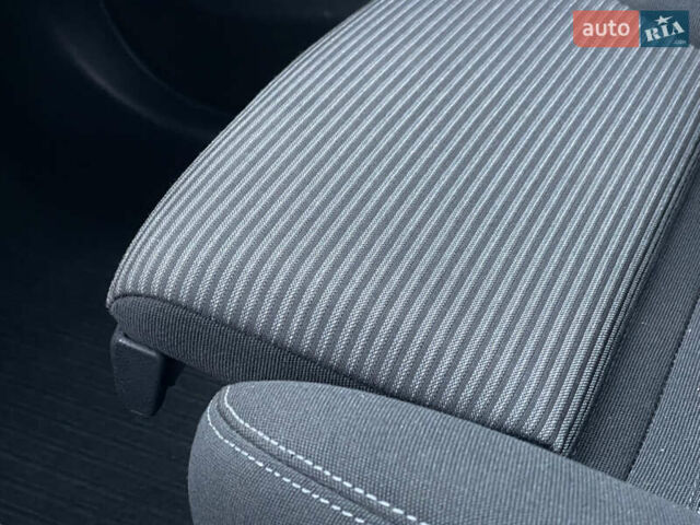 Белый Мерседес Б-класс, объемом двигателя 1.5 л и пробегом 70 тыс. км за 17900 $, фото 46 на Automoto.ua