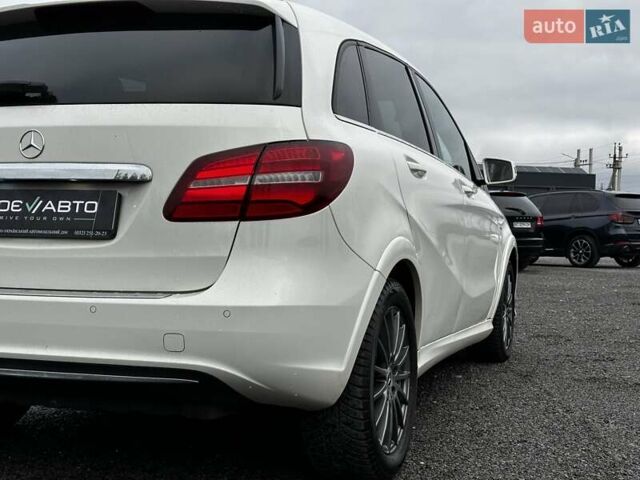 Белый Мерседес Б-класс, объемом двигателя 0 л и пробегом 47 тыс. км за 10699 $, фото 11 на Automoto.ua