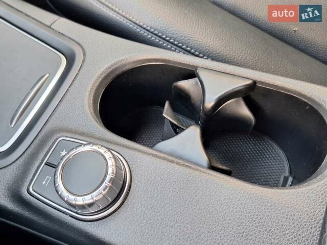 Белый Мерседес Б-класс, объемом двигателя 0 л и пробегом 82 тыс. км за 12300 $, фото 52 на Automoto.ua