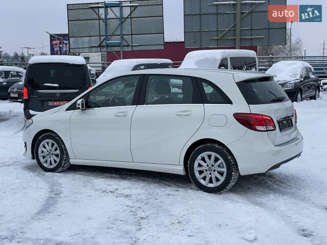 Белый Мерседес Б-класс, объемом двигателя 1.5 л и пробегом 70 тыс. км за 17900 $, фото 11 на Automoto.ua