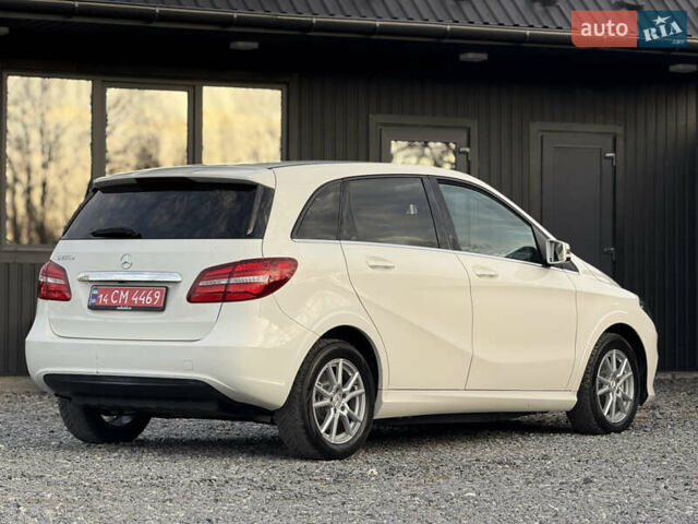 Білий Мерседес Б-клас, об'ємом двигуна 0 л та пробігом 60 тис. км за 10999 $, фото 16 на Automoto.ua