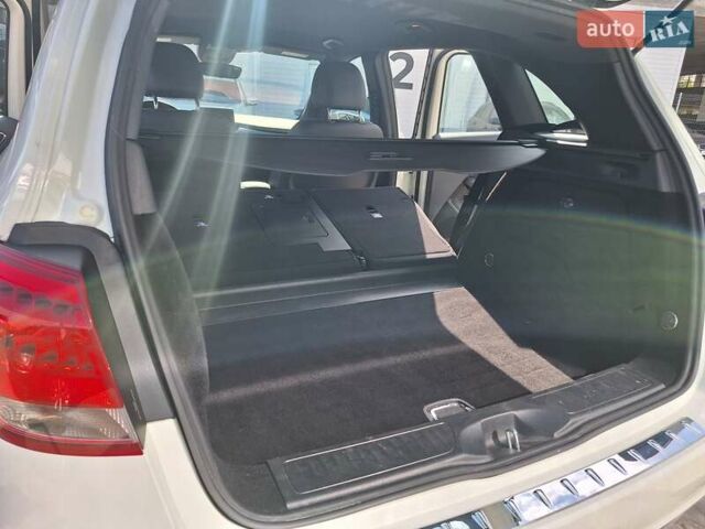 Белый Мерседес Б-класс, объемом двигателя 0 л и пробегом 82 тыс. км за 12300 $, фото 29 на Automoto.ua