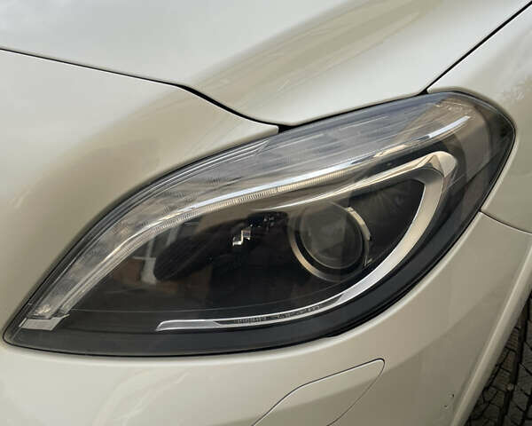 Мерседес Б-класс 2017 в Виннице на Automoto.ua Белый Мерседес Б-класс, объемом двигателя 0 л и пробегом 64 тыс. км за 10500 $, фото 10 на Automoto.ua