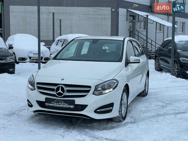 Белый Мерседес Б-класс, объемом двигателя 1.5 л и пробегом 70 тыс. км за 17900 $, фото 1 на Automoto.ua