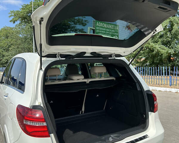 Белый Мерседес Б-класс, объемом двигателя 0 л и пробегом 74 тыс. км за 13500 $, фото 15 на Automoto.ua