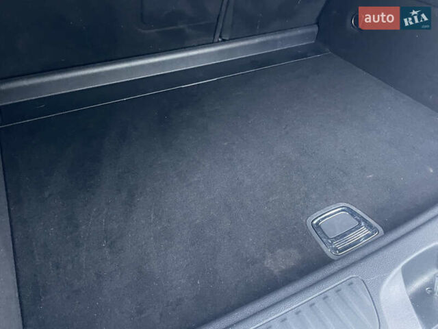 Белый Мерседес Б-класс, объемом двигателя 1.5 л и пробегом 70 тыс. км за 17900 $, фото 22 на Automoto.ua