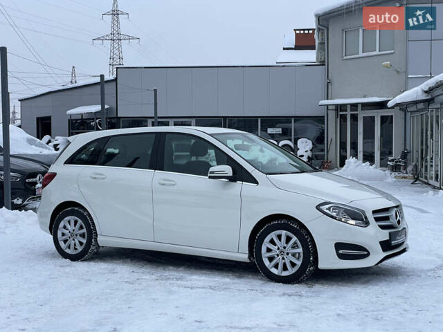 Белый Мерседес Б-класс, объемом двигателя 1.5 л и пробегом 70 тыс. км за 17900 $, фото 4 на Automoto.ua