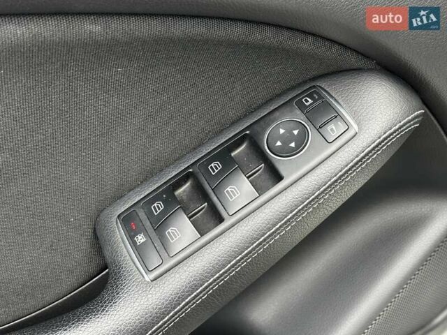 Белый Мерседес Б-класс, объемом двигателя 0 л и пробегом 47 тыс. км за 10699 $, фото 20 на Automoto.ua