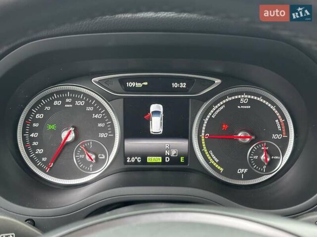 Белый Мерседес Б-класс, объемом двигателя 0 л и пробегом 47 тыс. км за 10699 $, фото 35 на Automoto.ua