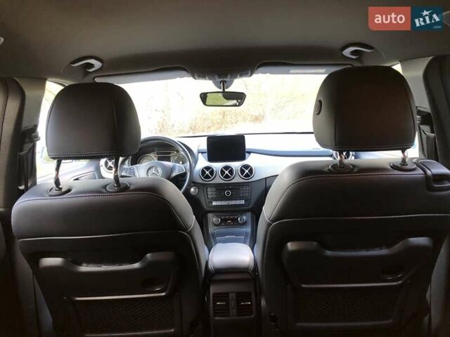 Белый Мерседес Б-класс, объемом двигателя 0 л и пробегом 43 тыс. км за 14800 $, фото 27 на Automoto.ua