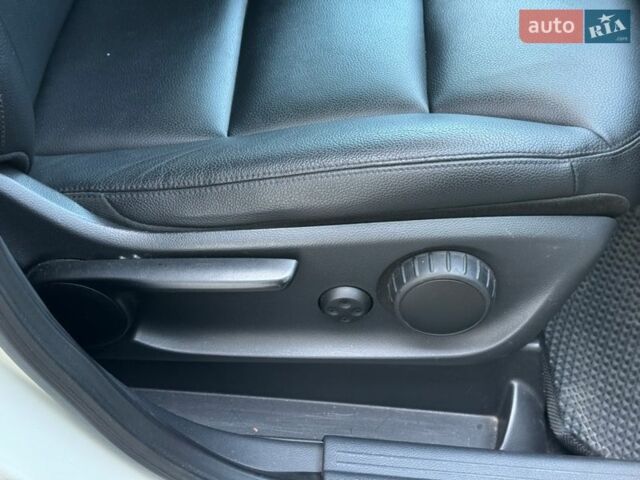 Белый Мерседес Б-класс, объемом двигателя 1.99 л и пробегом 158 тыс. км за 11999 $, фото 35 на Automoto.ua