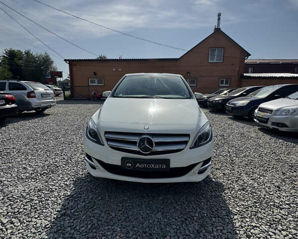 Белый Мерседес Б-класс, объемом двигателя 0 л и пробегом 117 тыс. км за 14500 $, фото 1 на Automoto.ua