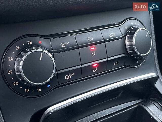 Белый Мерседес Б-класс, объемом двигателя 1.5 л и пробегом 70 тыс. км за 17900 $, фото 44 на Automoto.ua