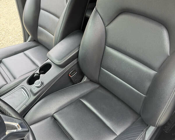 Белый Мерседес Б-класс, объемом двигателя 0 л и пробегом 77 тыс. км за 12900 $, фото 10 на Automoto.ua