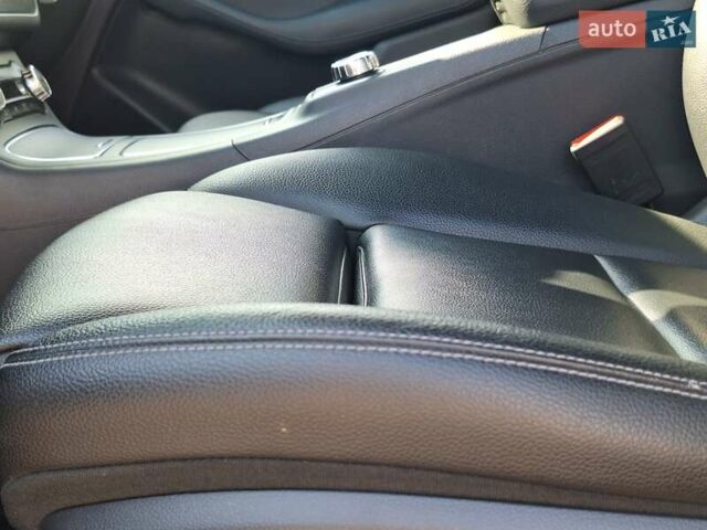 Белый Мерседес Б-класс, объемом двигателя 0 л и пробегом 82 тыс. км за 12300 $, фото 21 на Automoto.ua