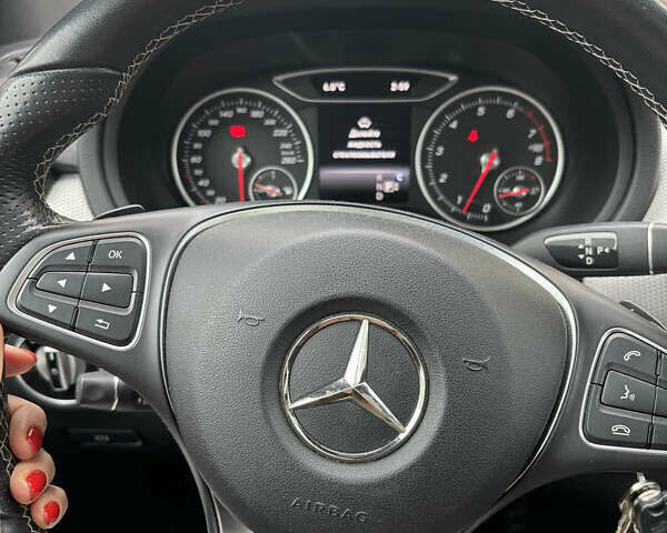 Белый Мерседес Б-класс, объемом двигателя 1.99 л и пробегом 60 тыс. км за 17200 $, фото 11 на Automoto.ua