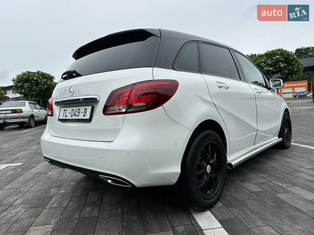 Белый Мерседес Б-класс, объемом двигателя 2.2 л и пробегом 192 тыс. км за 14600 $, фото 7 на Automoto.ua