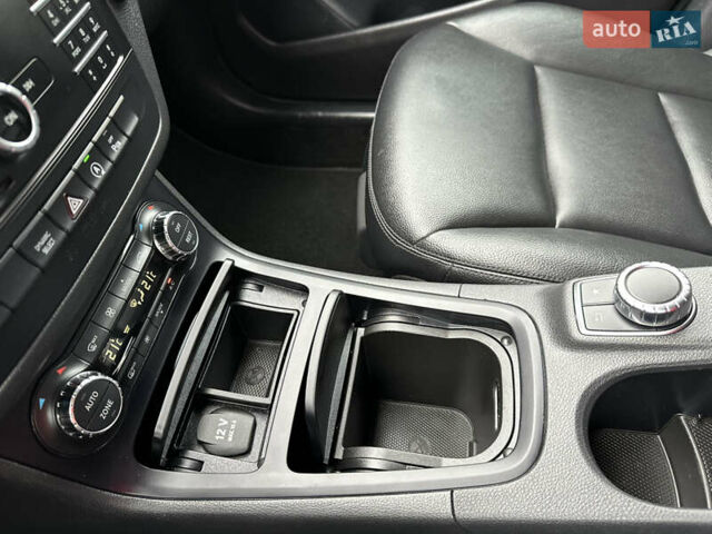 Белый Мерседес Б-класс, объемом двигателя 2.2 л и пробегом 192 тыс. км за 14600 $, фото 48 на Automoto.ua