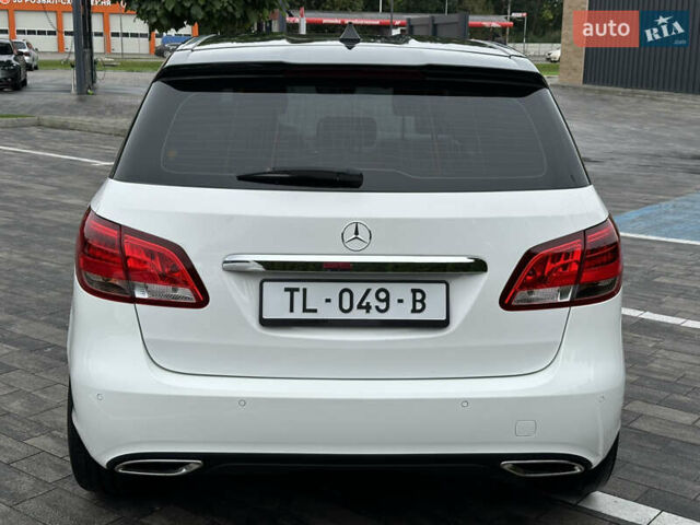 Белый Мерседес Б-класс, объемом двигателя 2.2 л и пробегом 192 тыс. км за 14600 $, фото 6 на Automoto.ua