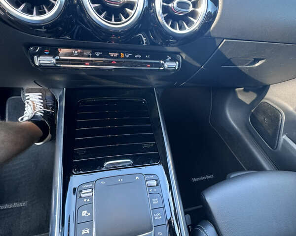 Білий Мерседес Б-клас, об'ємом двигуна 1.95 л та пробігом 260 тис. км за 22500 $, фото 44 на Automoto.ua