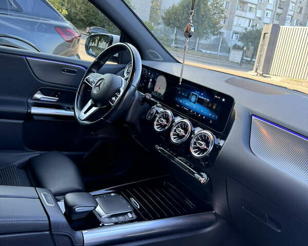 Білий Мерседес Б-клас, об'ємом двигуна 1.95 л та пробігом 260 тис. км за 22500 $, фото 18 на Automoto.ua