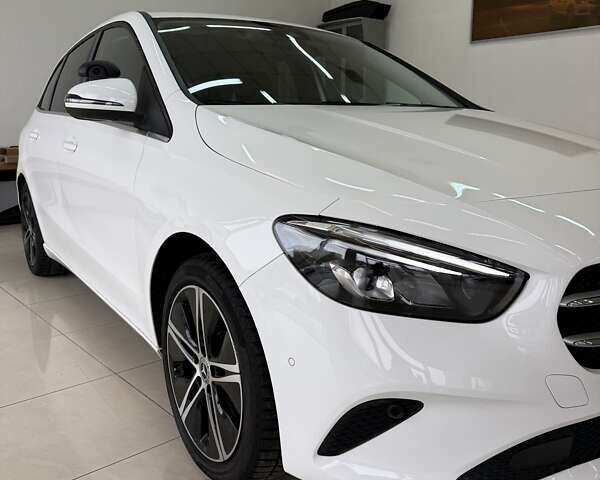 Белый Мерседес Б-класс, объемом двигателя 1.9 л и пробегом 253 тыс. км за 17700 $, фото 23 на Automoto.ua