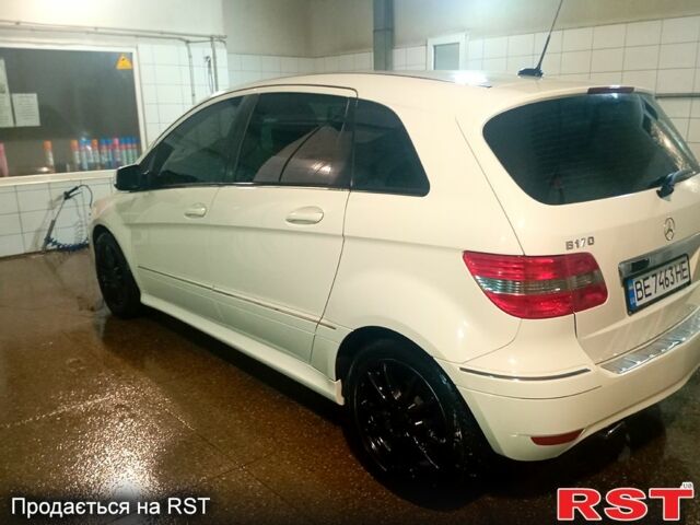 Білий Мерседес Б-клас, об'ємом двигуна 1.7 л та пробігом 0 тис. км за 7300 $, фото 3 на Automoto.ua