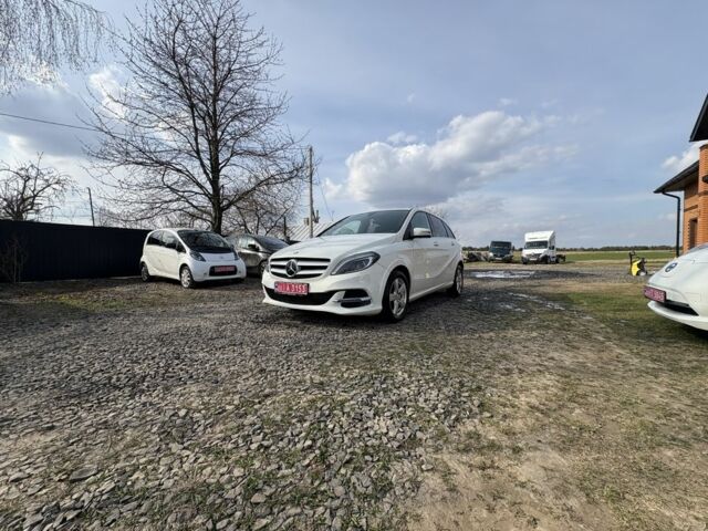 Білий Мерседес Б-клас, об'ємом двигуна 0 л та пробігом 147 тис. км за 8700 $, фото 9 на Automoto.ua